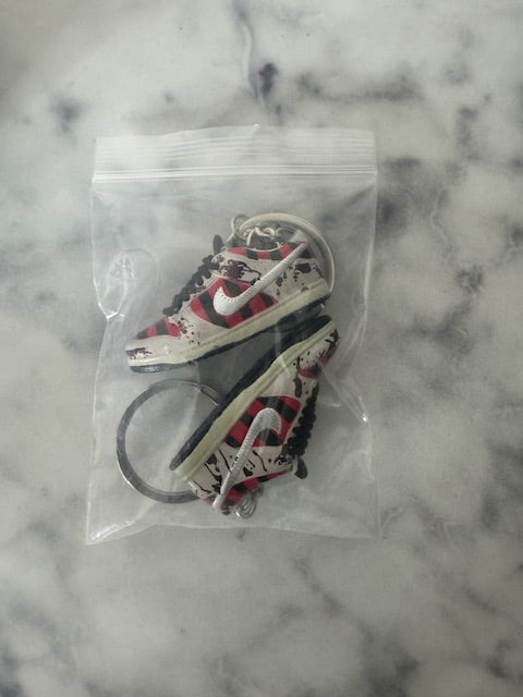 Nike SB Dunk Keychain (Freddy Krueger)